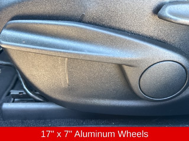 Used 2014 Jeep Cherokee Sport FWD image 20