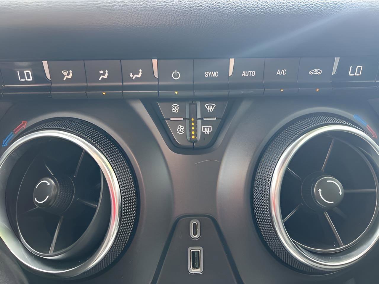 Used 2023 Chevrolet Blazer LT image 16