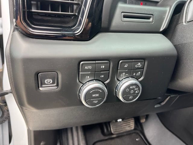 Used 2026 GMC Sierra 2500 AT4 AWD/4WD image 18