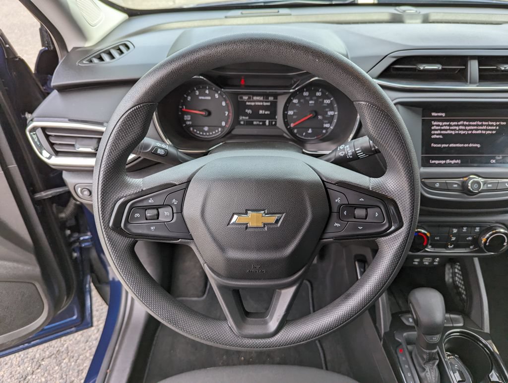 Used 2023 Chevrolet TrailBlazer LT FWD image 15