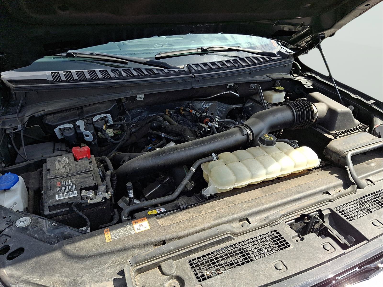 Used 2022 Ford Expedition Limited image 96