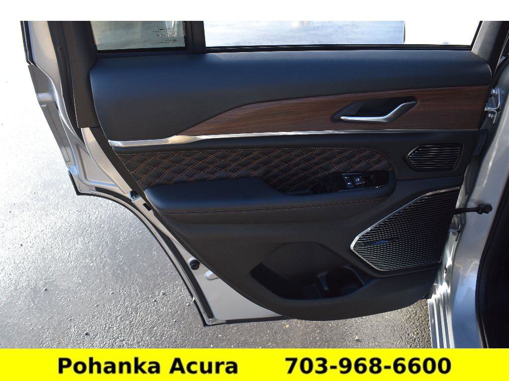 Used 2022 Jeep Grand Cherokee Summit w/ Adv Protech Group IV image 26