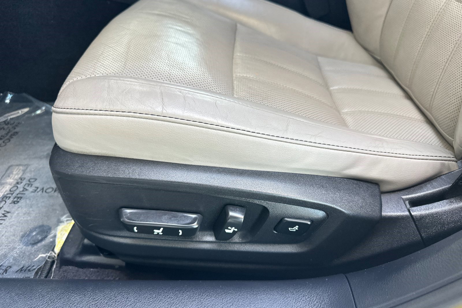 Used 2016 Lexus ES 350 F Sport w/ Luxury Package w/Wood Trim FWD image 13