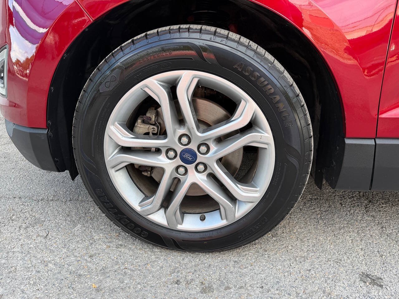 Used 2015 Ford Edge Titanium w/ Equipment Group 301A FWD image 13
