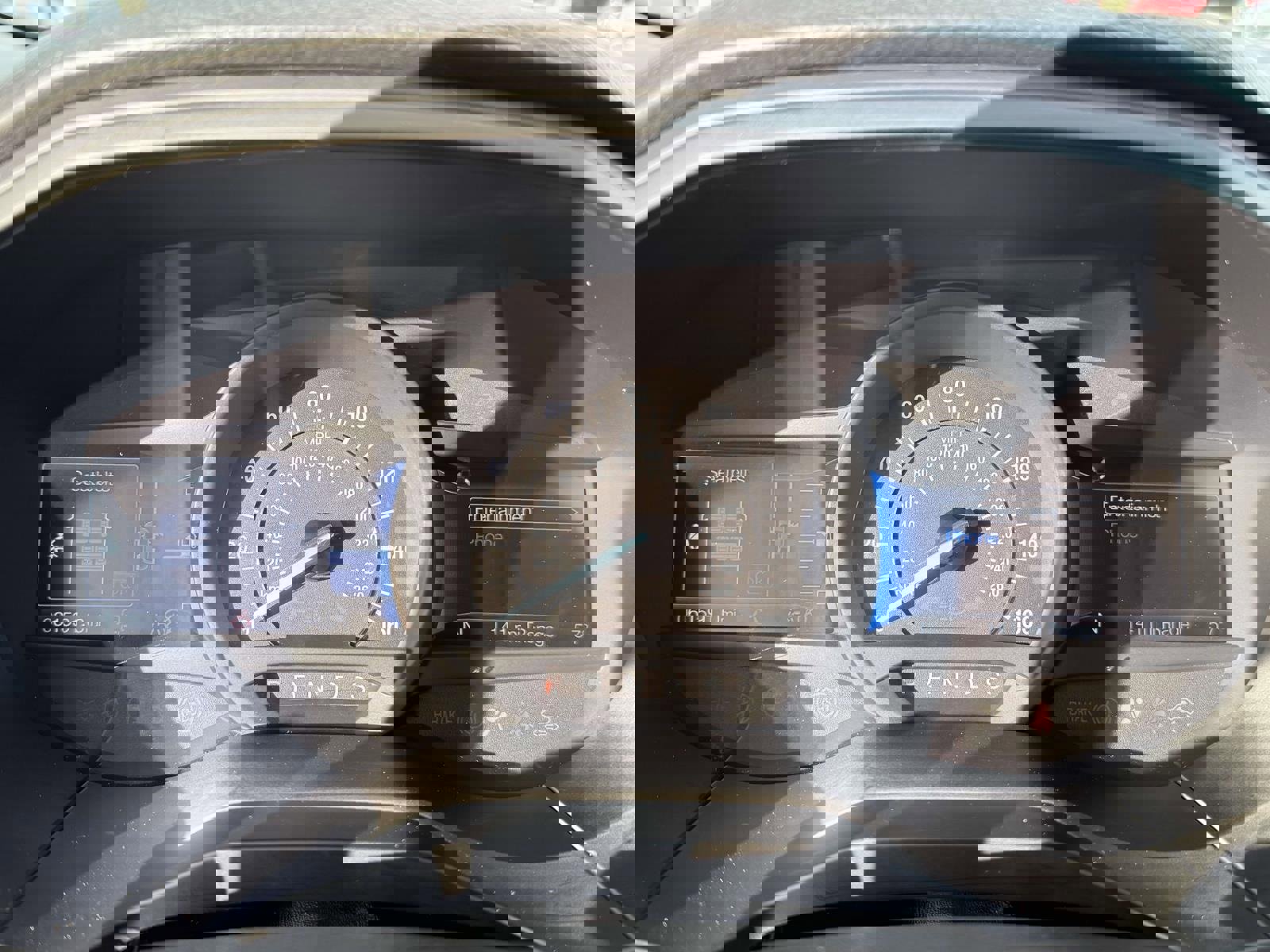 Used 2024 Ford Edge SEL image 28