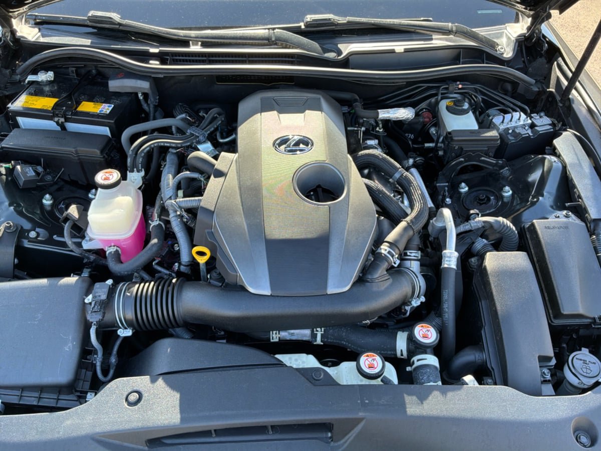Used 2021 Lexus IS 300 w/ Comfort Package RWD image 22