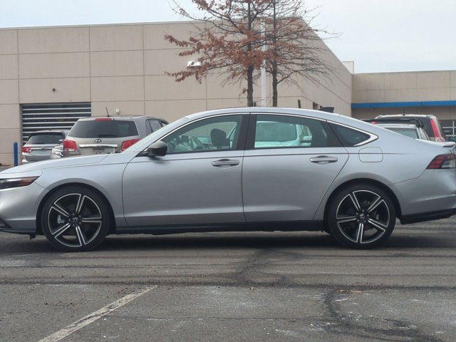 Certified 2023 Honda Accord Sport image 9