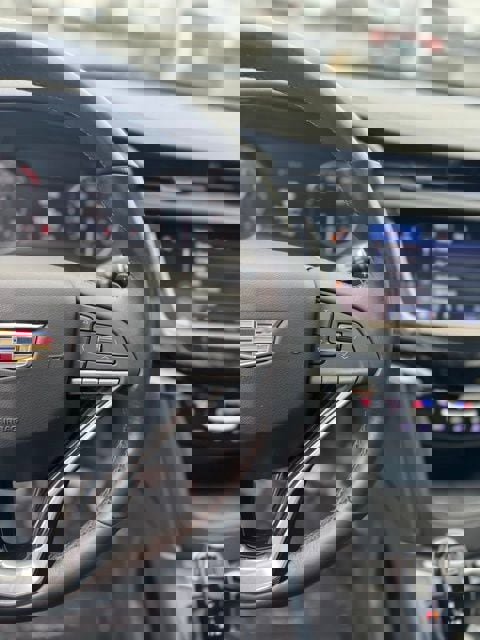 Used 2022 Cadillac XT6 Premium Luxury image 14