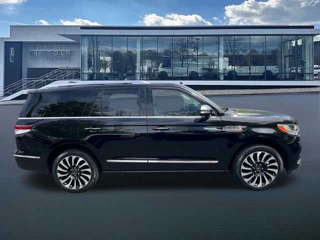 Certified 2022 Lincoln Navigator Black Label AWD/4WD image 4
