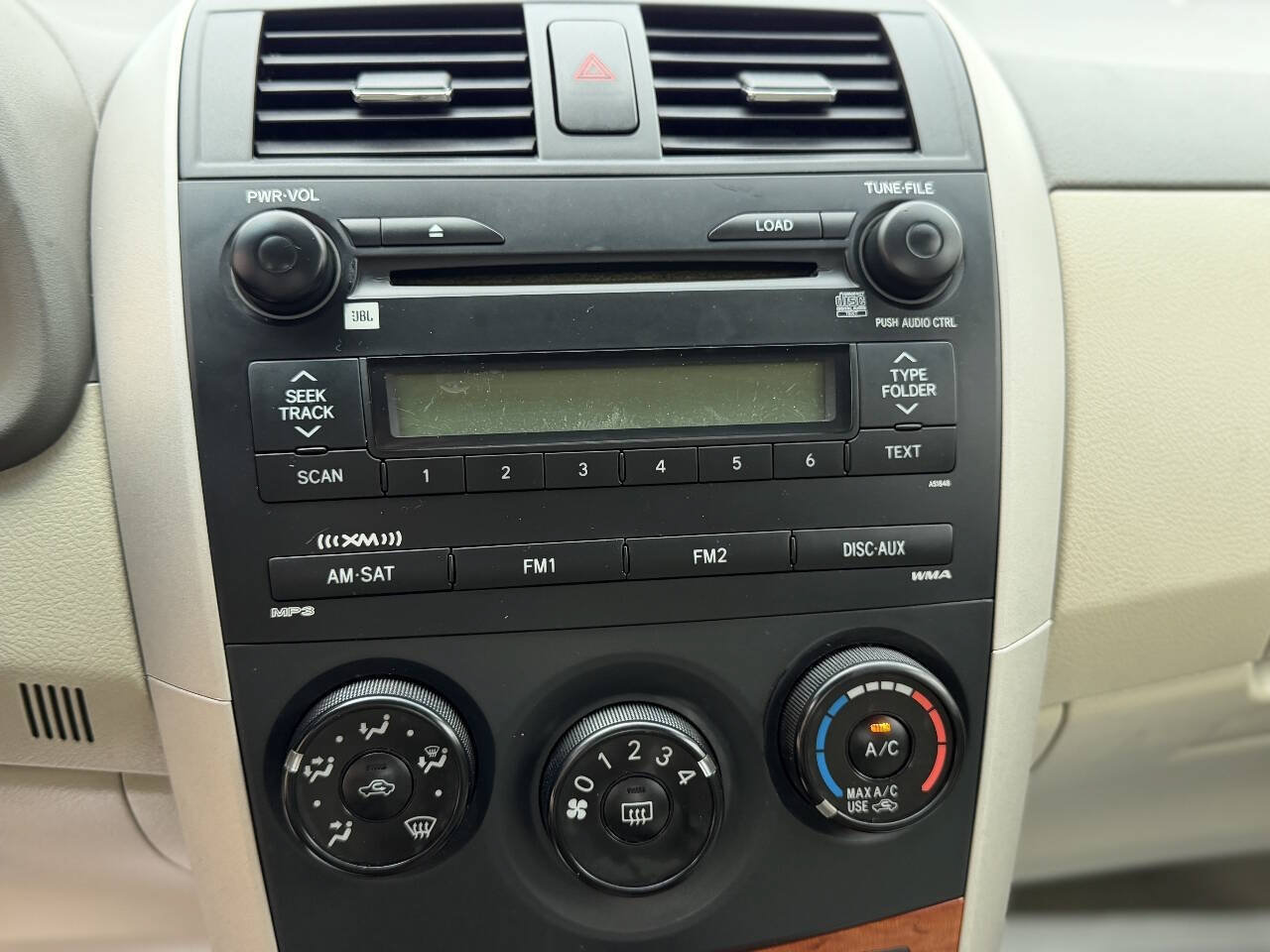 Used 2009 Toyota Corolla XLE FWD image 18