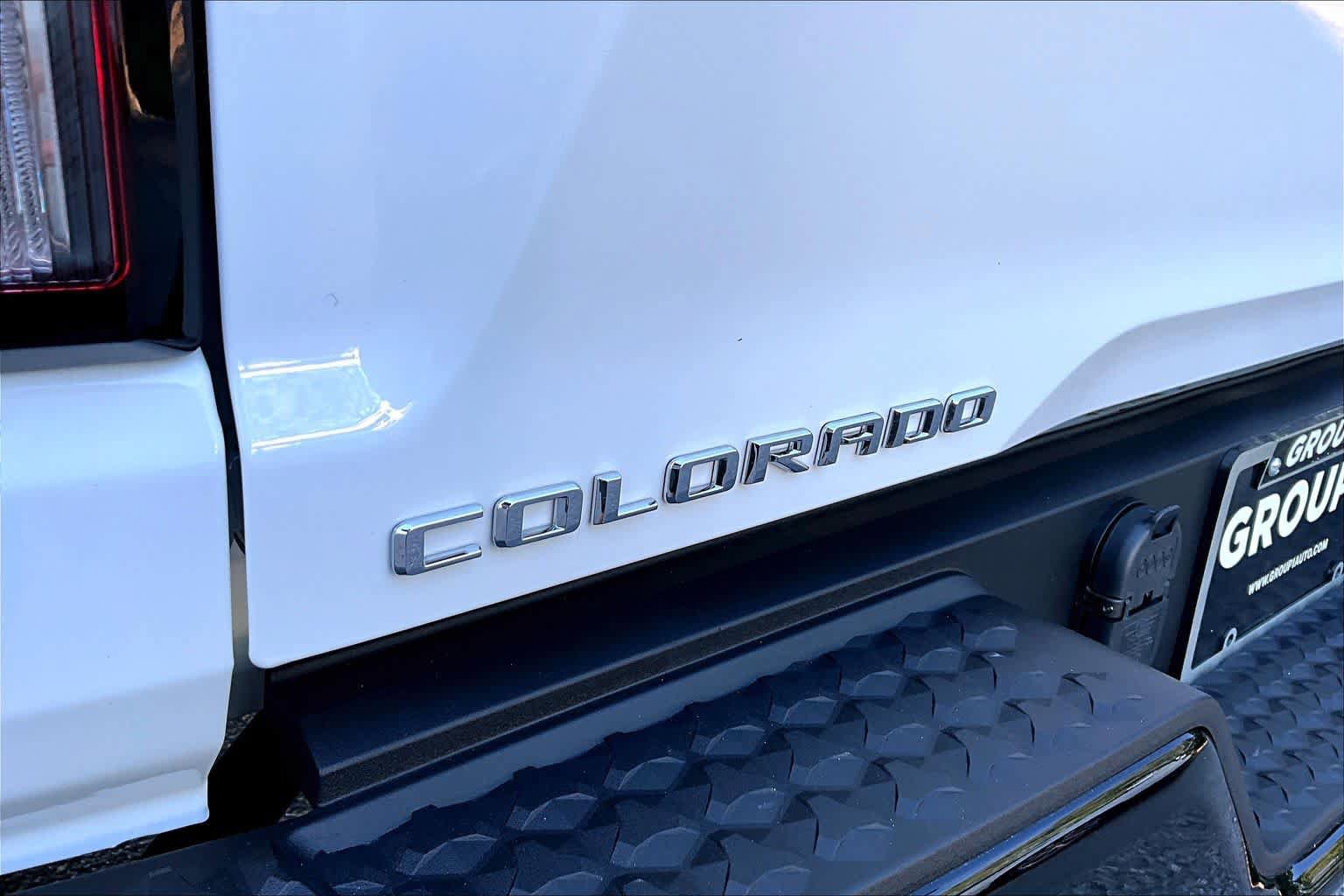 Used 2025 Chevrolet Colorado Trail Boss AWD/4WD image 31