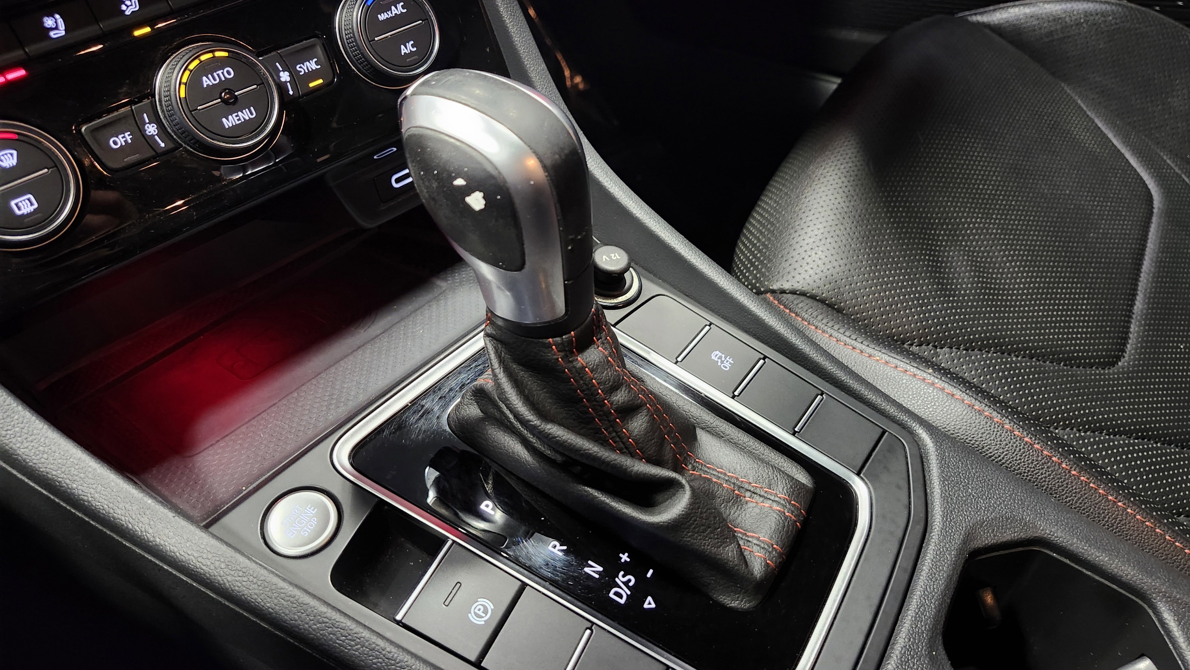 Used 2021 Volkswagen Jetta GLI Autobahn w/ GLI Autobahn Black Package image 32