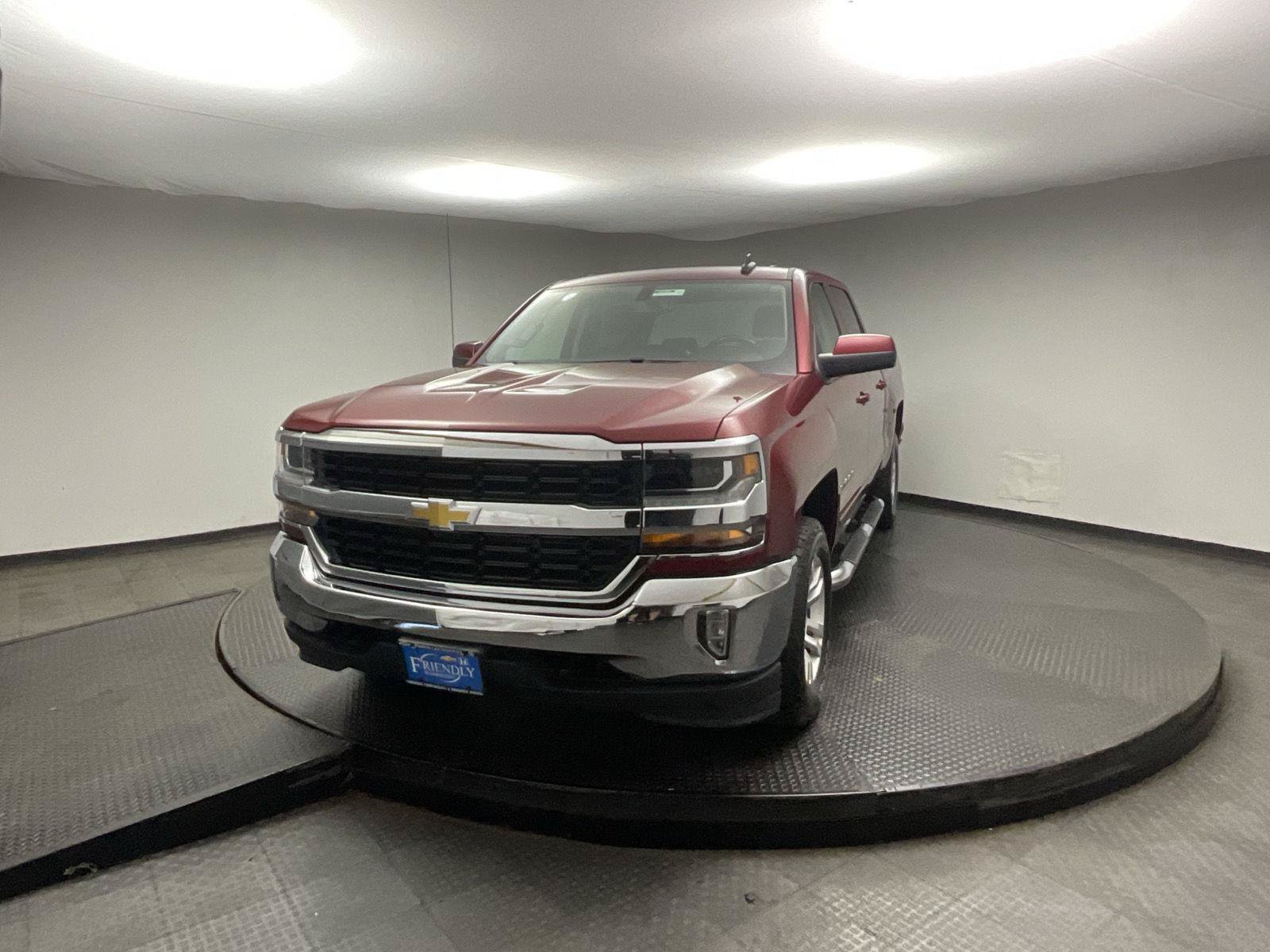 Used 2018 Chevrolet Silverado 1500 LT w/ All Star Edition AWD/4WD image 3