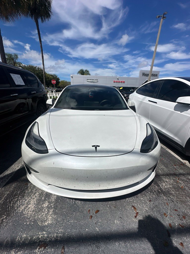 Used 2021 Tesla Model 3 Standard Range Plus RWD image 2