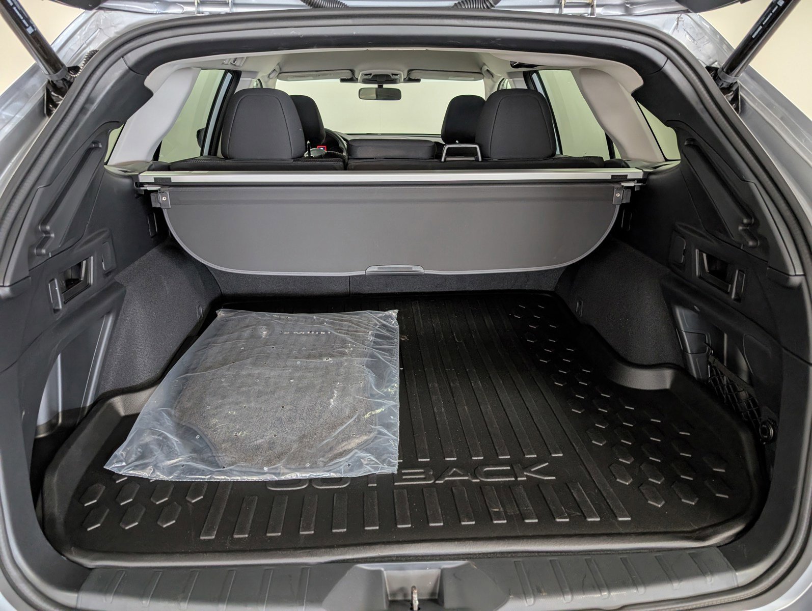 Certified 2025 Subaru Outback Premium image 21