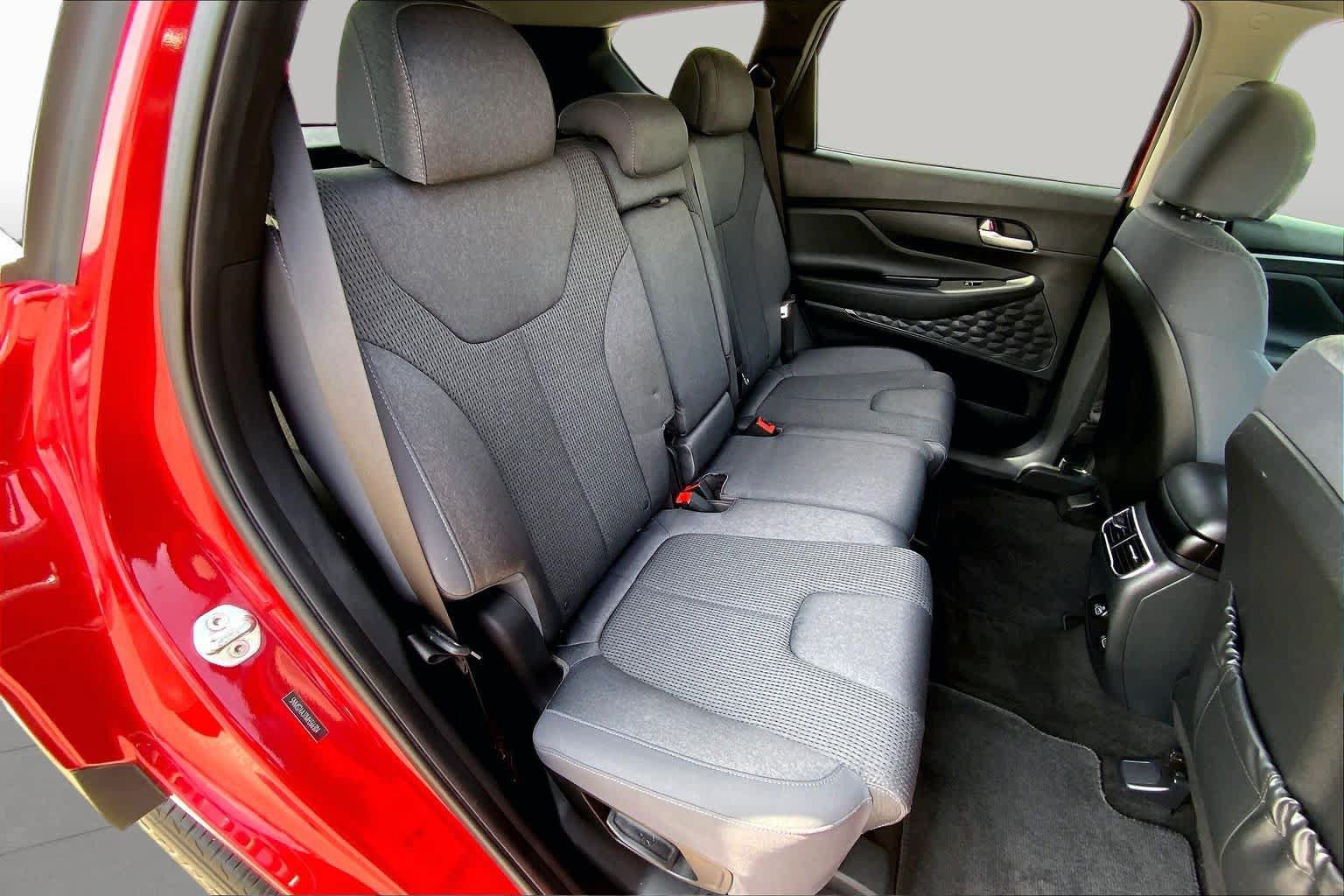 Used 2021 Hyundai Santa Fe SEL FWD image 39