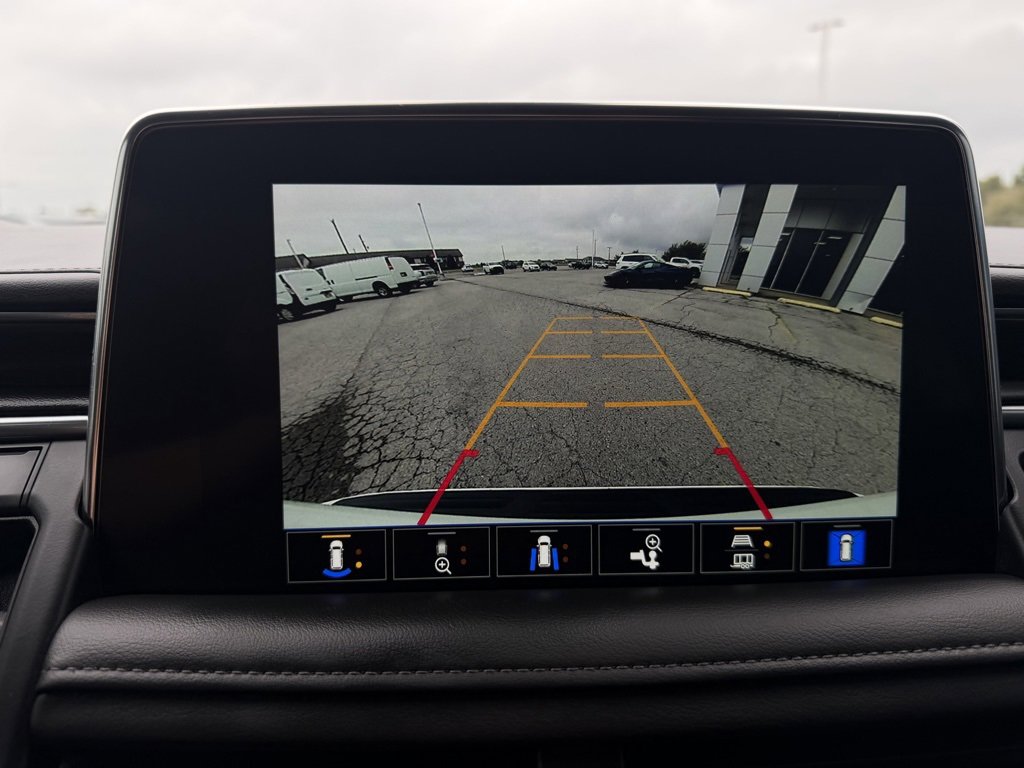 Used 2022 Chevrolet Tahoe Z71 w/ Luxury Package image 34