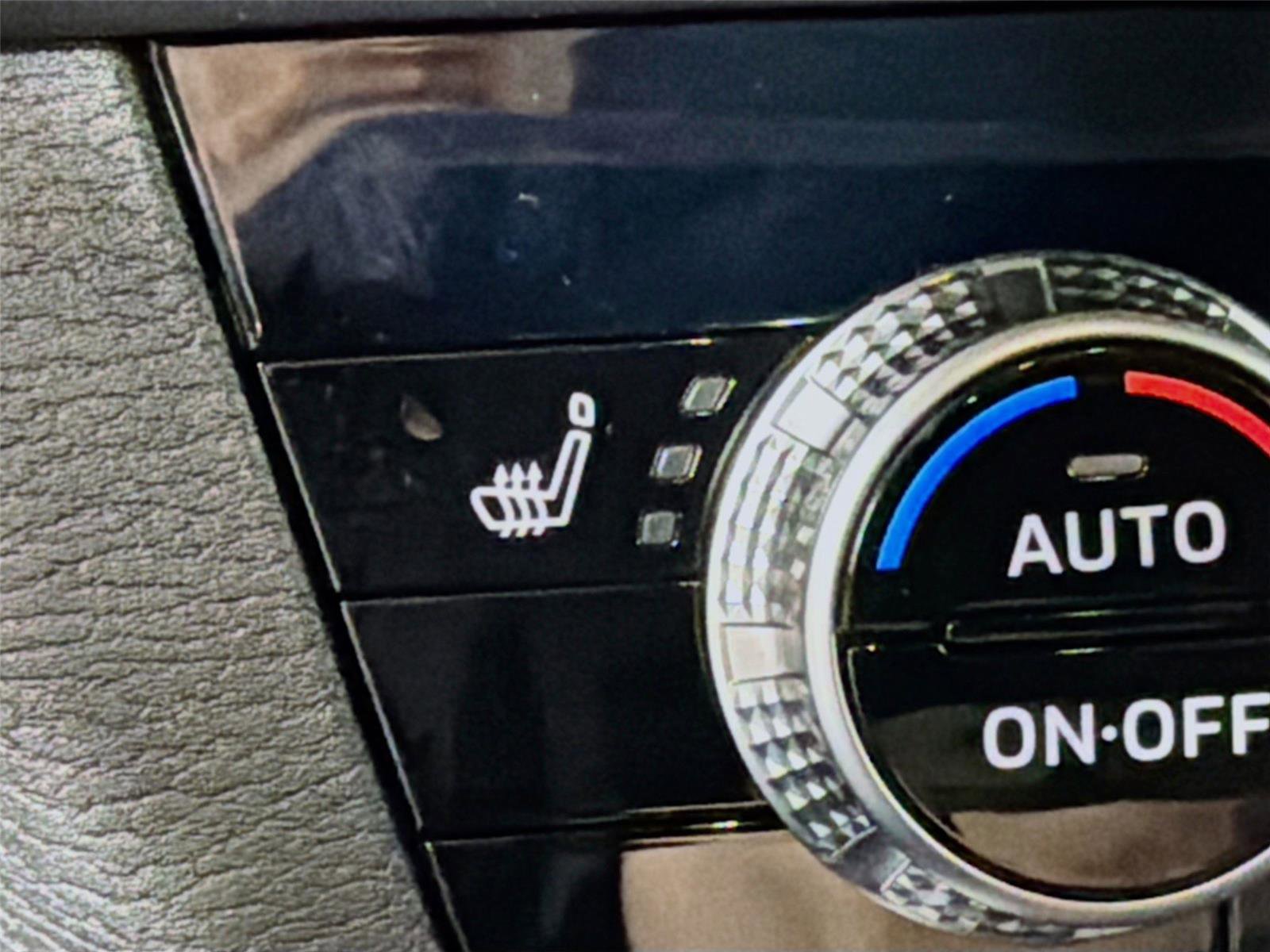 New 2026 Mitsubishi Outlander ES image 22