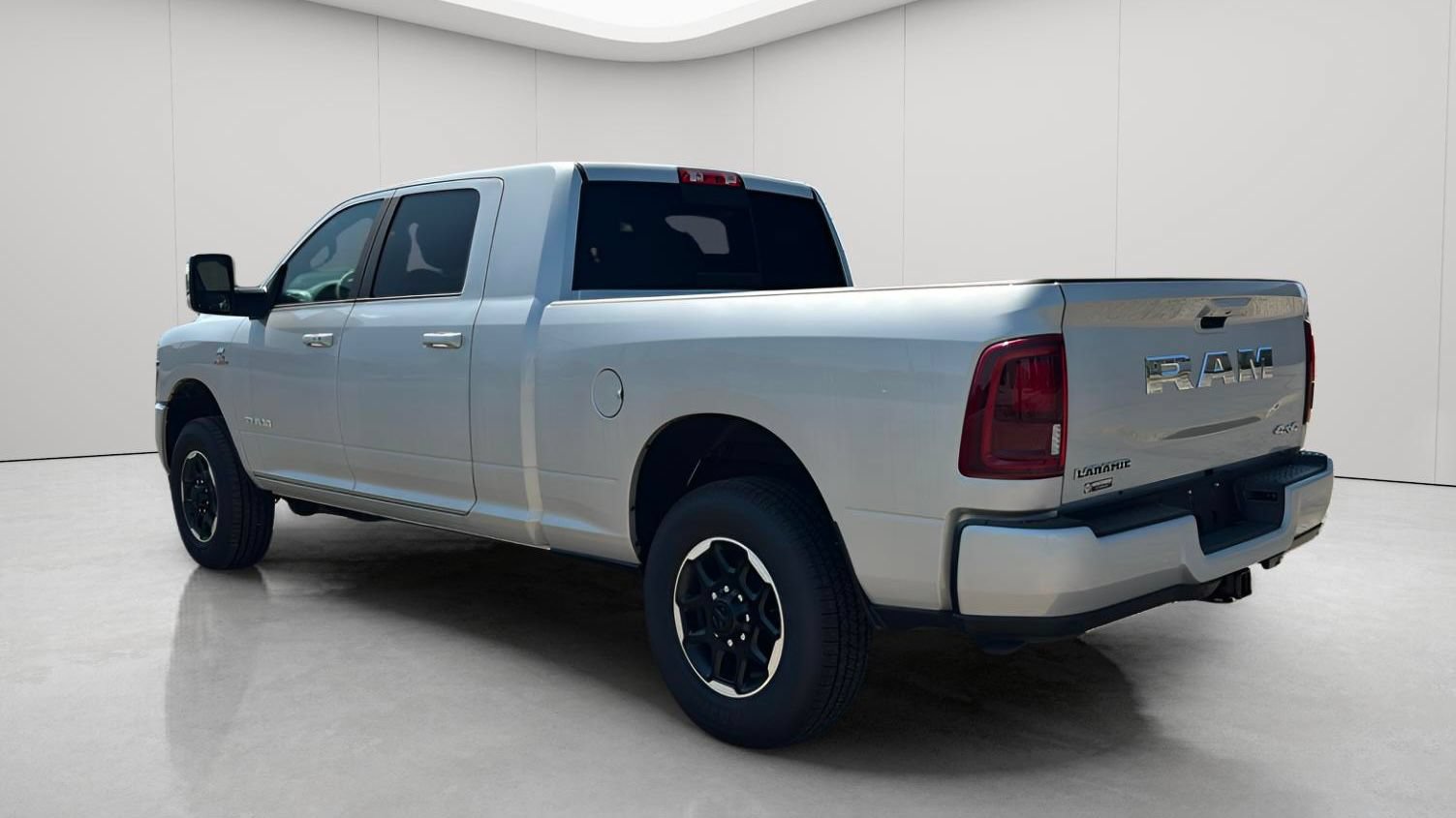 New 2026 RAM 3500 Laramie w/ Bed Utility Group AWD/4WD image 8