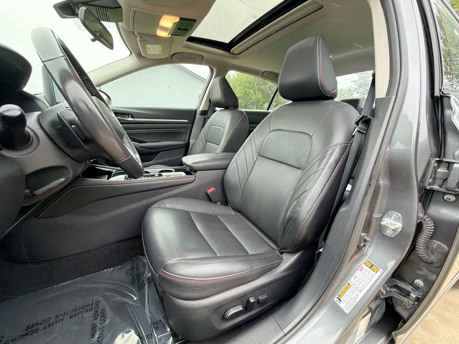 Used 2023 Nissan Altima 2.5 SR w/ SR Premium Package AWD/4WD image 13