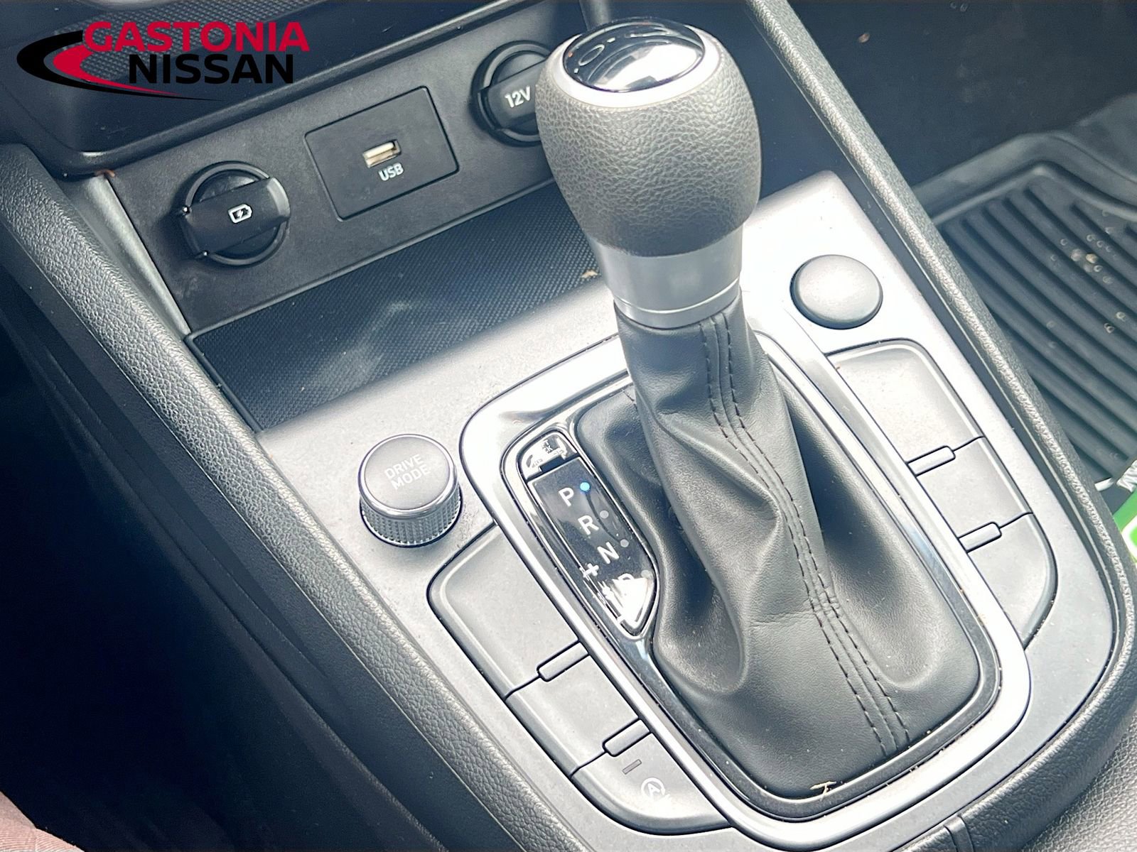 Used 2023 Hyundai Kona SEL image 21