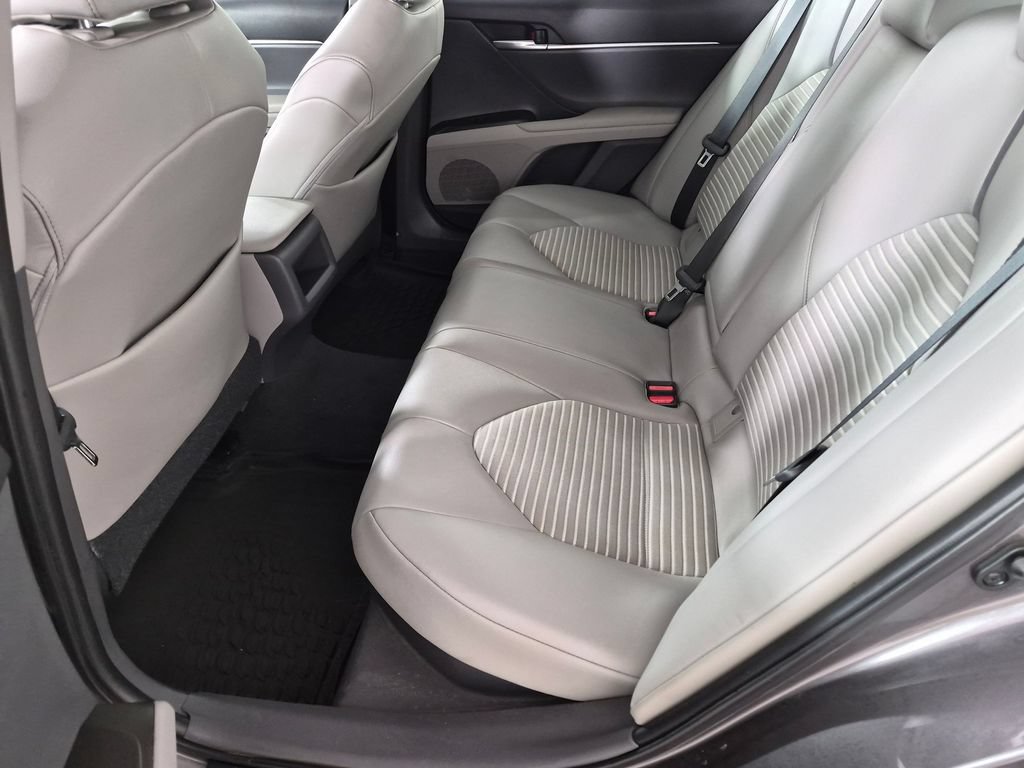 Used 2021 Toyota Camry SE FWD image 24