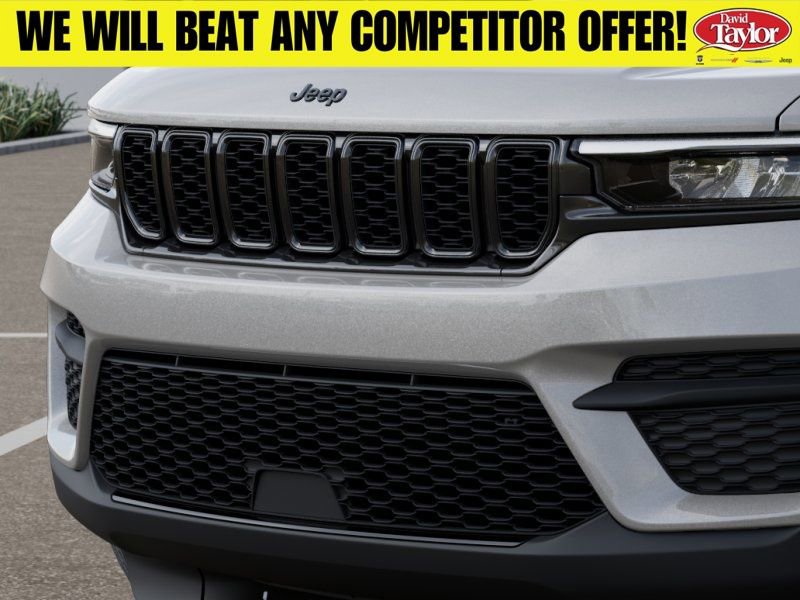 New 2025 Jeep Grand Cherokee Altitude AWD/4WD image 12
