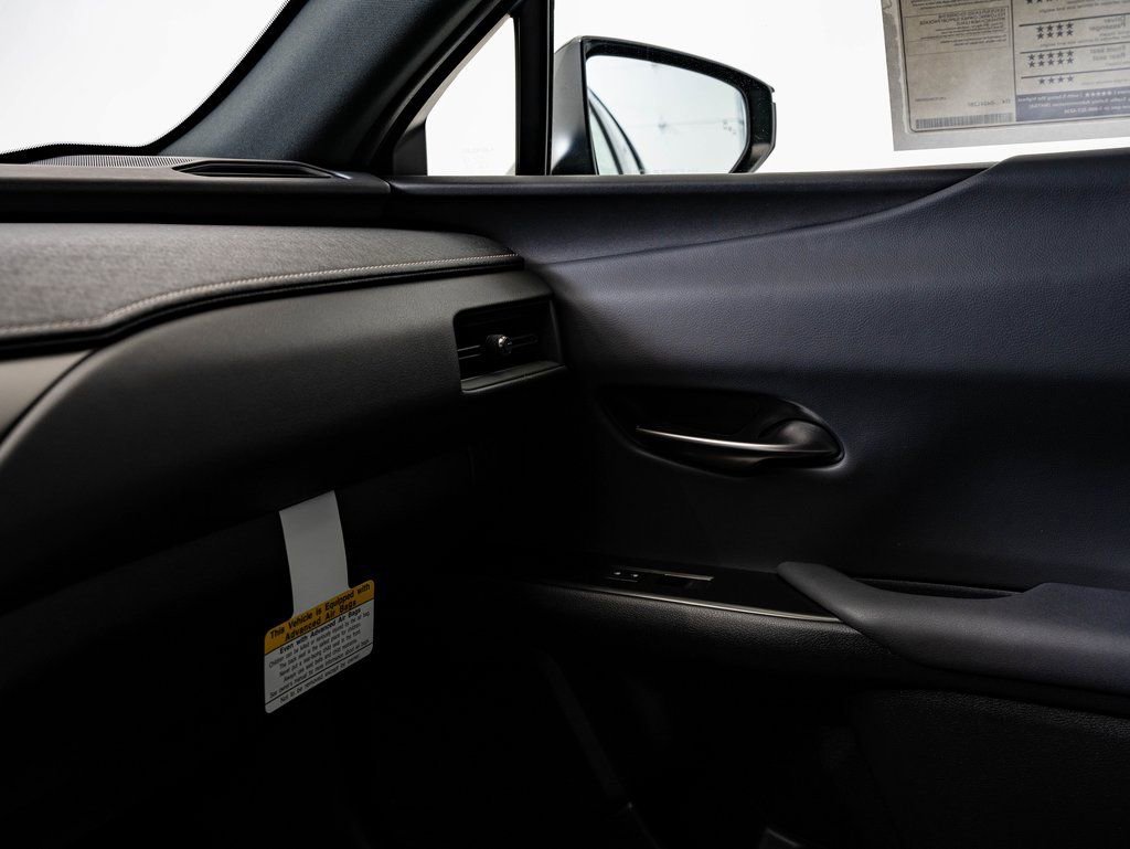 New 2026 Lexus UX 300h AWD image 38