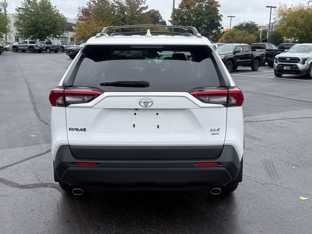 Certified 2023 Toyota RAV4 XLE w/ Convenience Package AWD/4WD image 7