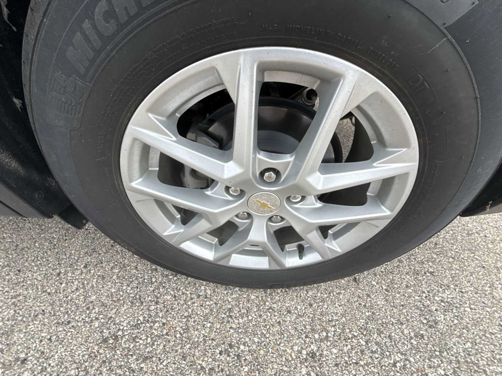 Certified 2024 Chevrolet Equinox LT FWD image 30