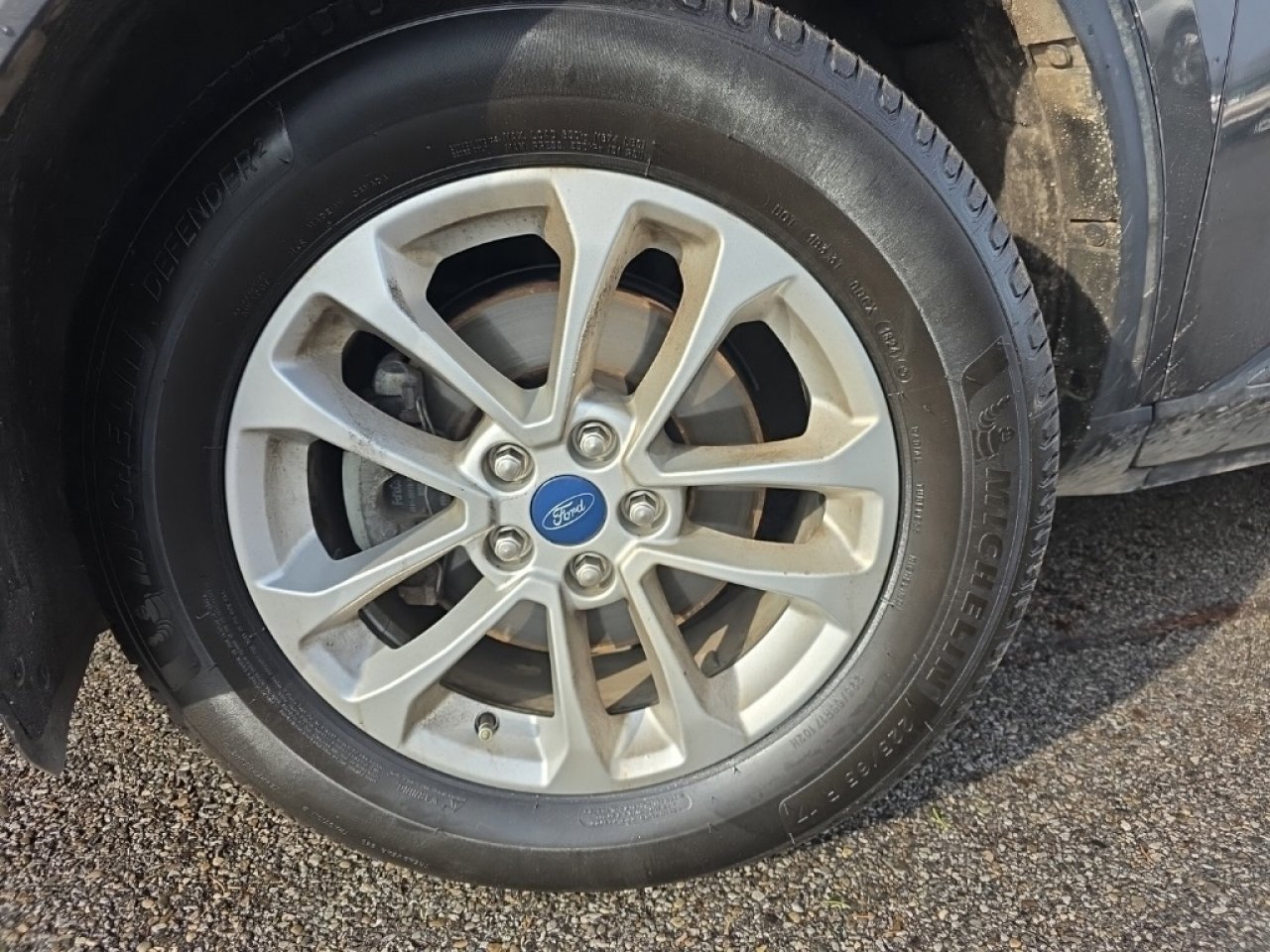 Used 2020 Ford Escape SE image 10