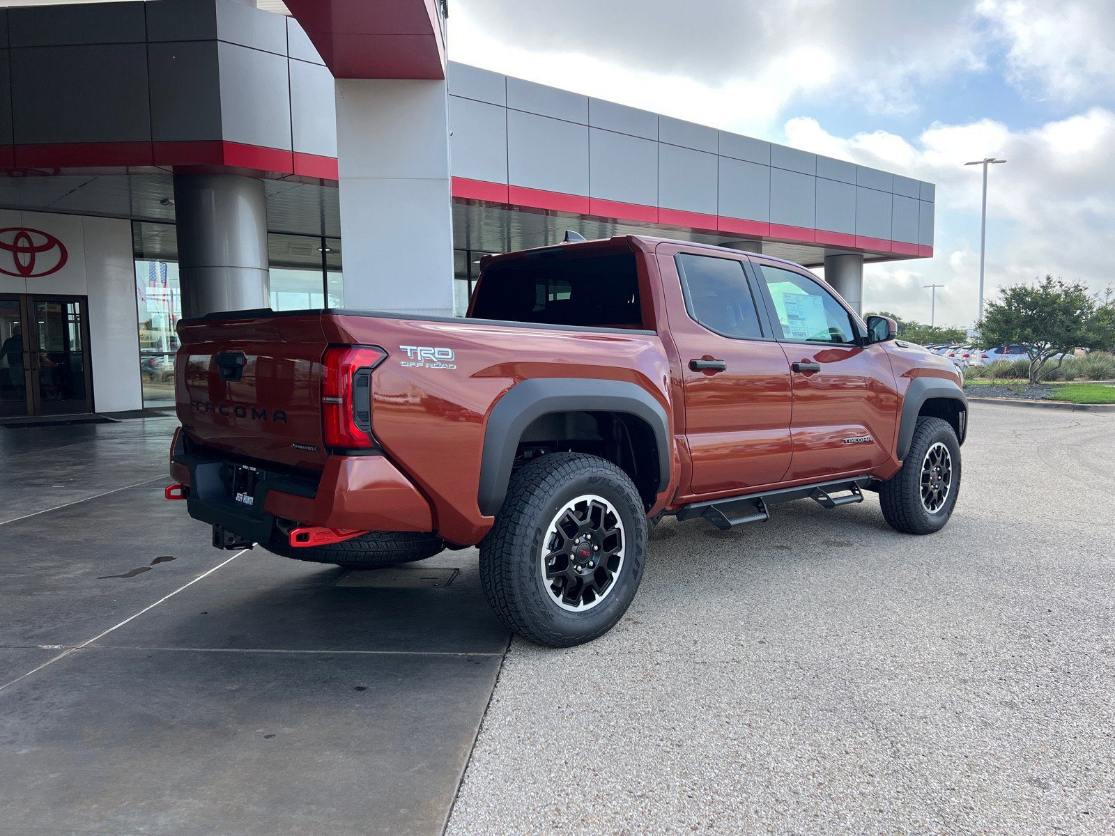 New 2025 Toyota Tacoma TRD Off-Road image 6