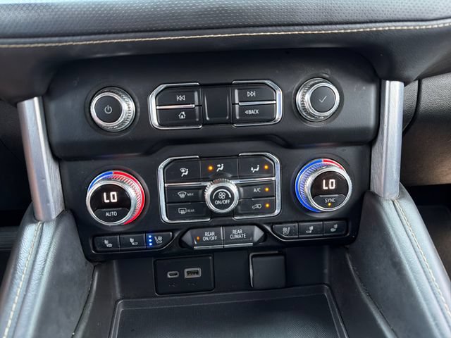 Used 2021 GMC Yukon XL SLT AWD/4WD image 14