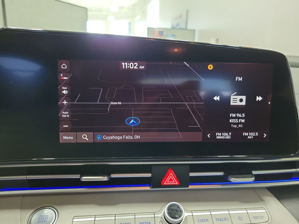 Used 2023 Hyundai Elantra Limited w/ Cargo Package FWD image 38