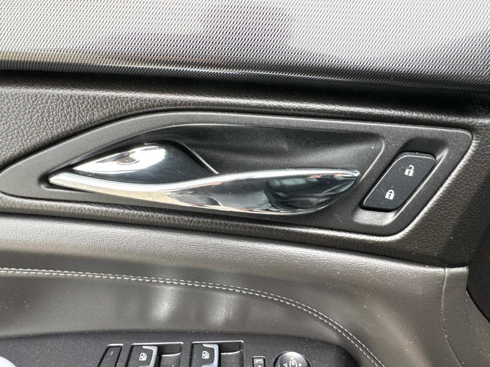 Used 2016 Cadillac SRX Performance w/ Midnight Edition Package FWD image 22
