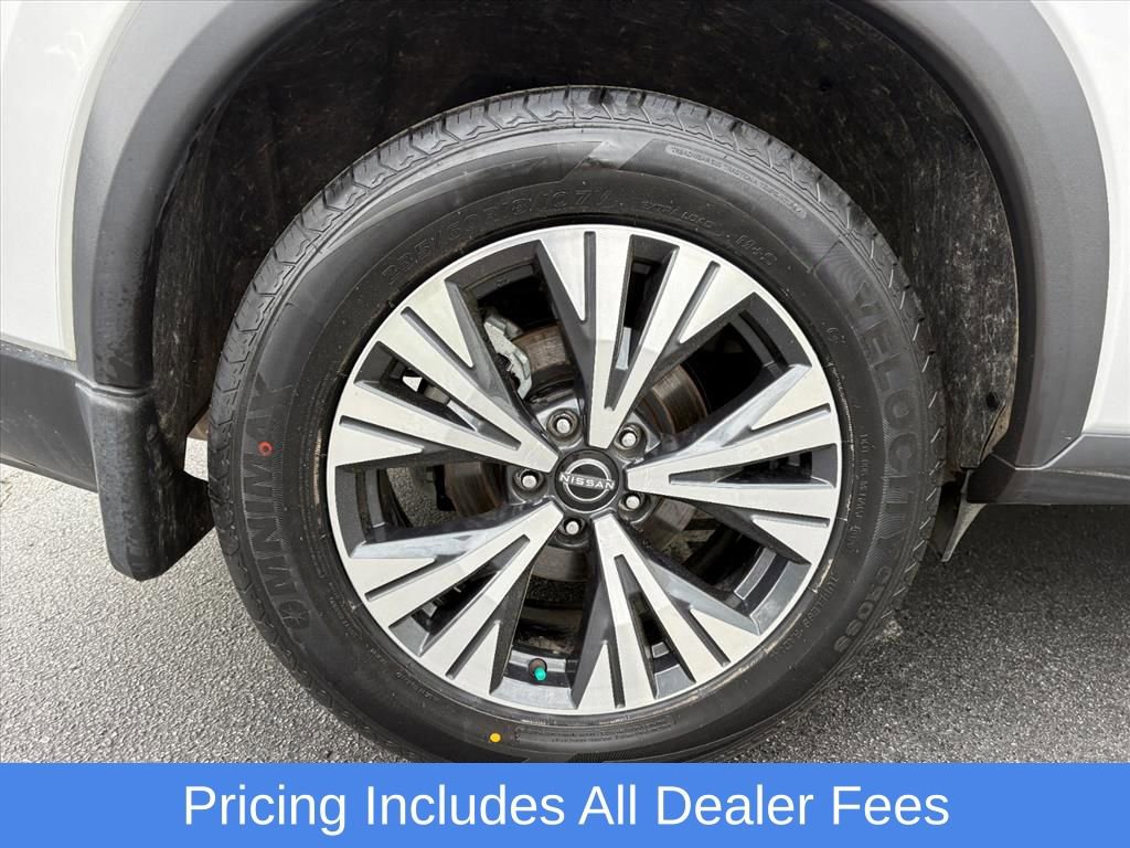 Certified 2023 Nissan Rogue SV FWD image 27