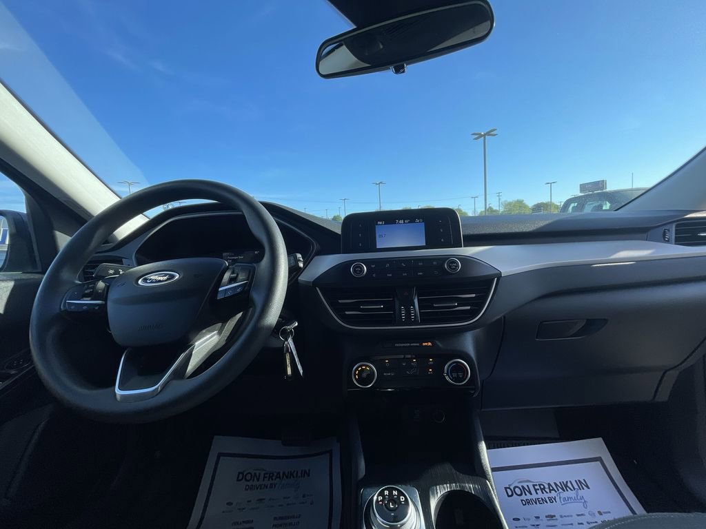 Used 2022 Ford Escape S FWD image 10