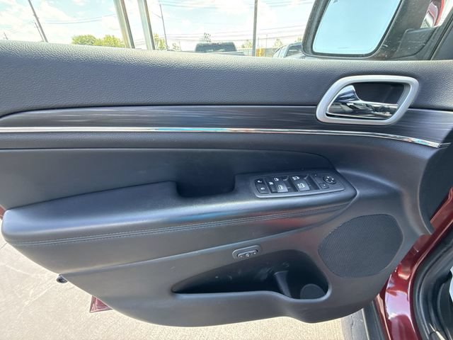 Used 2022 Jeep Grand Cherokee Limited w/ Trailer Tow Group IV AWD/4WD image 23