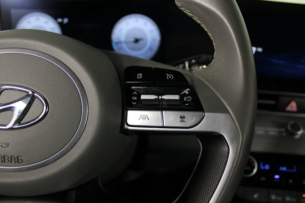 Certified 2023 Hyundai Elantra SEL w/ Convenience Package image 25