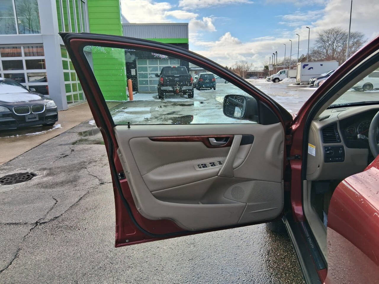 Used 2005 Volvo XC70 image 15