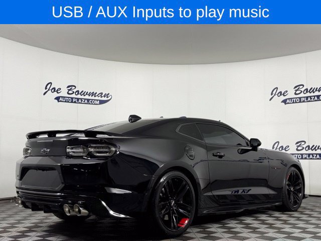 Used 2022 Chevrolet Camaro SS w/ Redline Edition RWD image 7