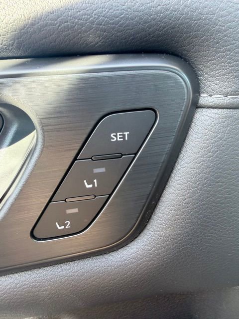 New 2026 Nissan Armada SL image 21