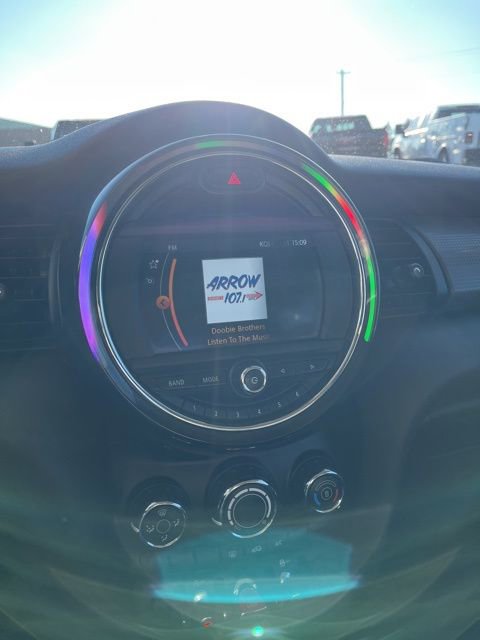 Used 2019 MINI Cooper 2-Door Hardtop image 35