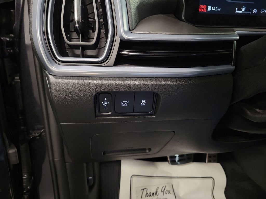 Used 2025 Kia Sorento SX image 24