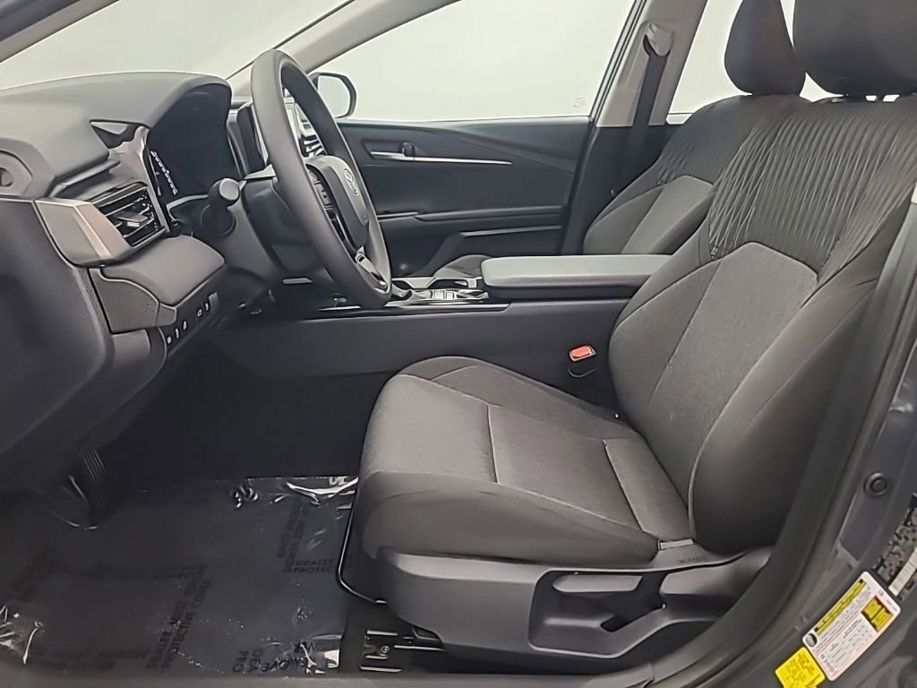 Used 2026 Toyota Camry LE FWD image 25