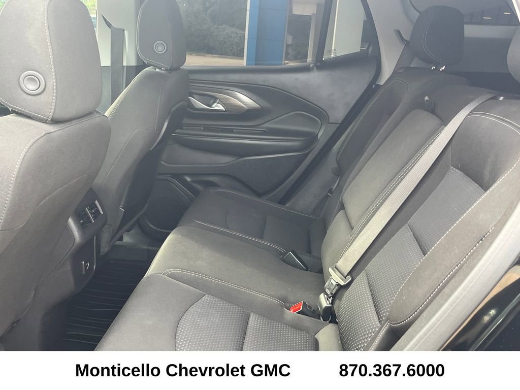 Used 2024 GMC Terrain SLE w/ Driver Convenience Package FWD image 26