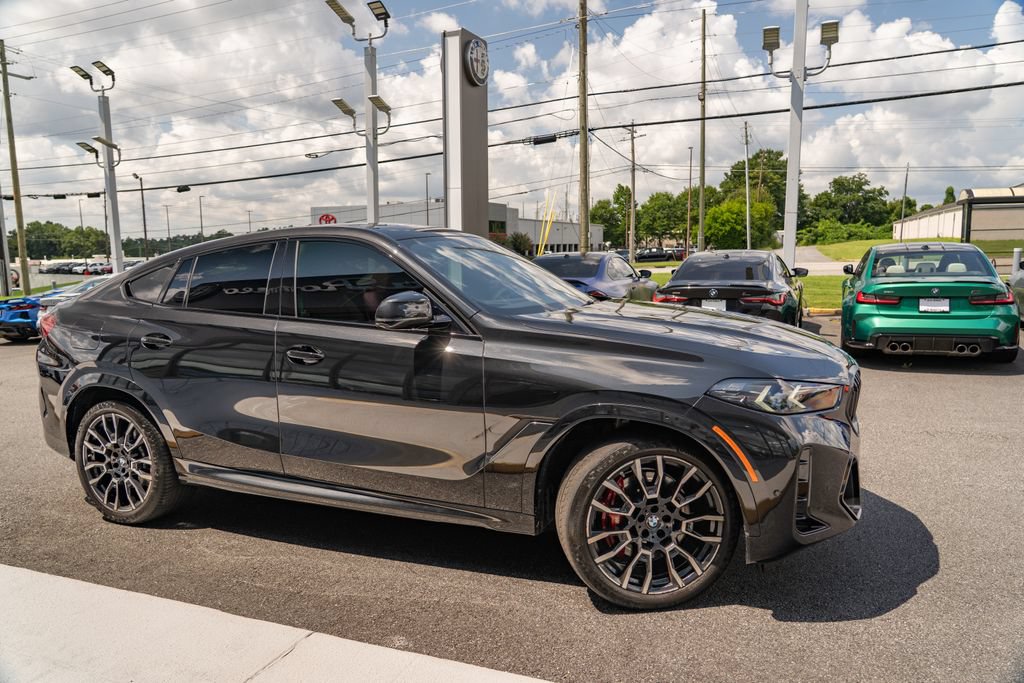 Used 2024 BMW X6 xDrive40i w/ Premium Package AWD/4WD image 10