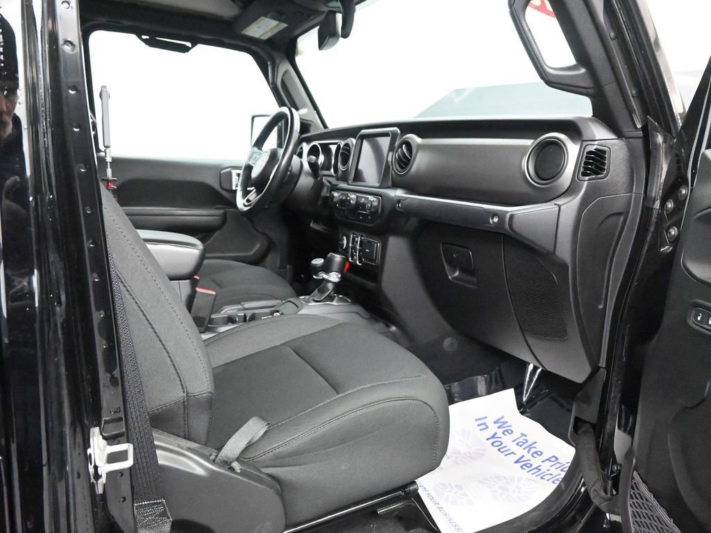 Used 2023 Jeep Gladiator Sport image 20