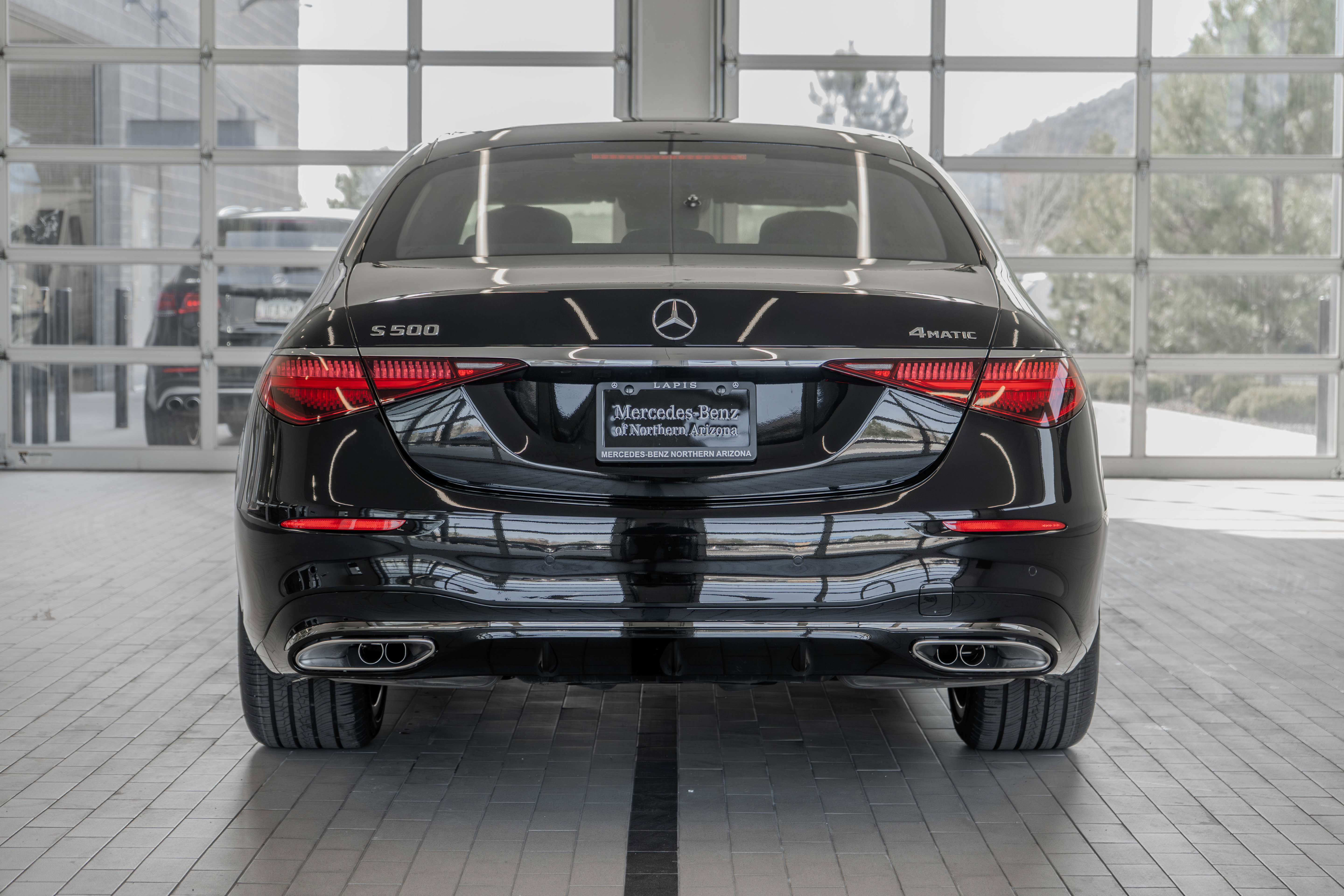 New 2025 Mercedes-Benz S 500 4MATIC image 14