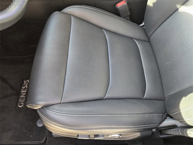 Used 2022 Genesis GV70 2.5T w/ Select Package image 13